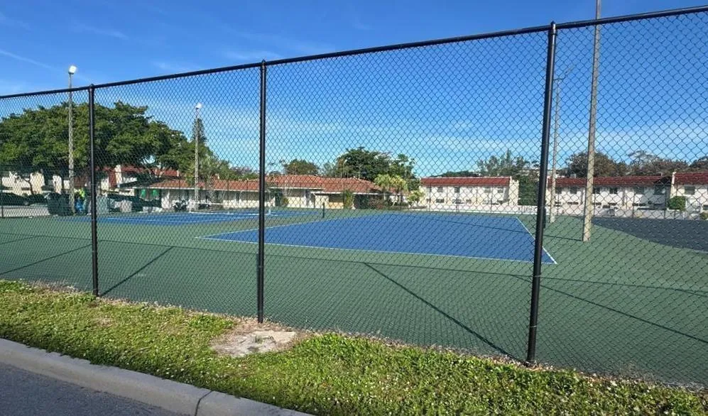 33 Manors of Inverrary Recreation Ctr