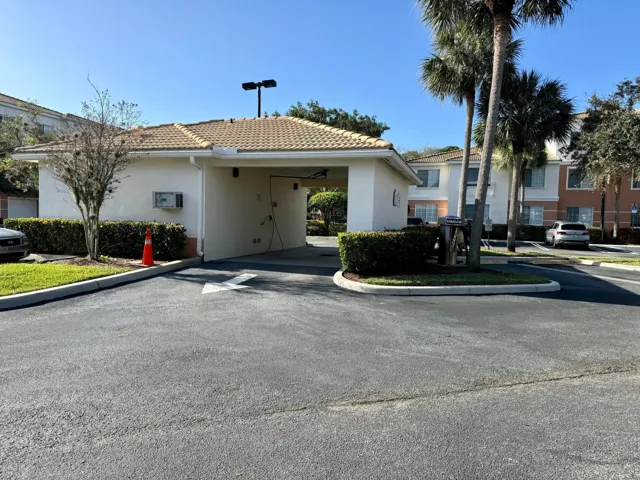 19 - Car Wash