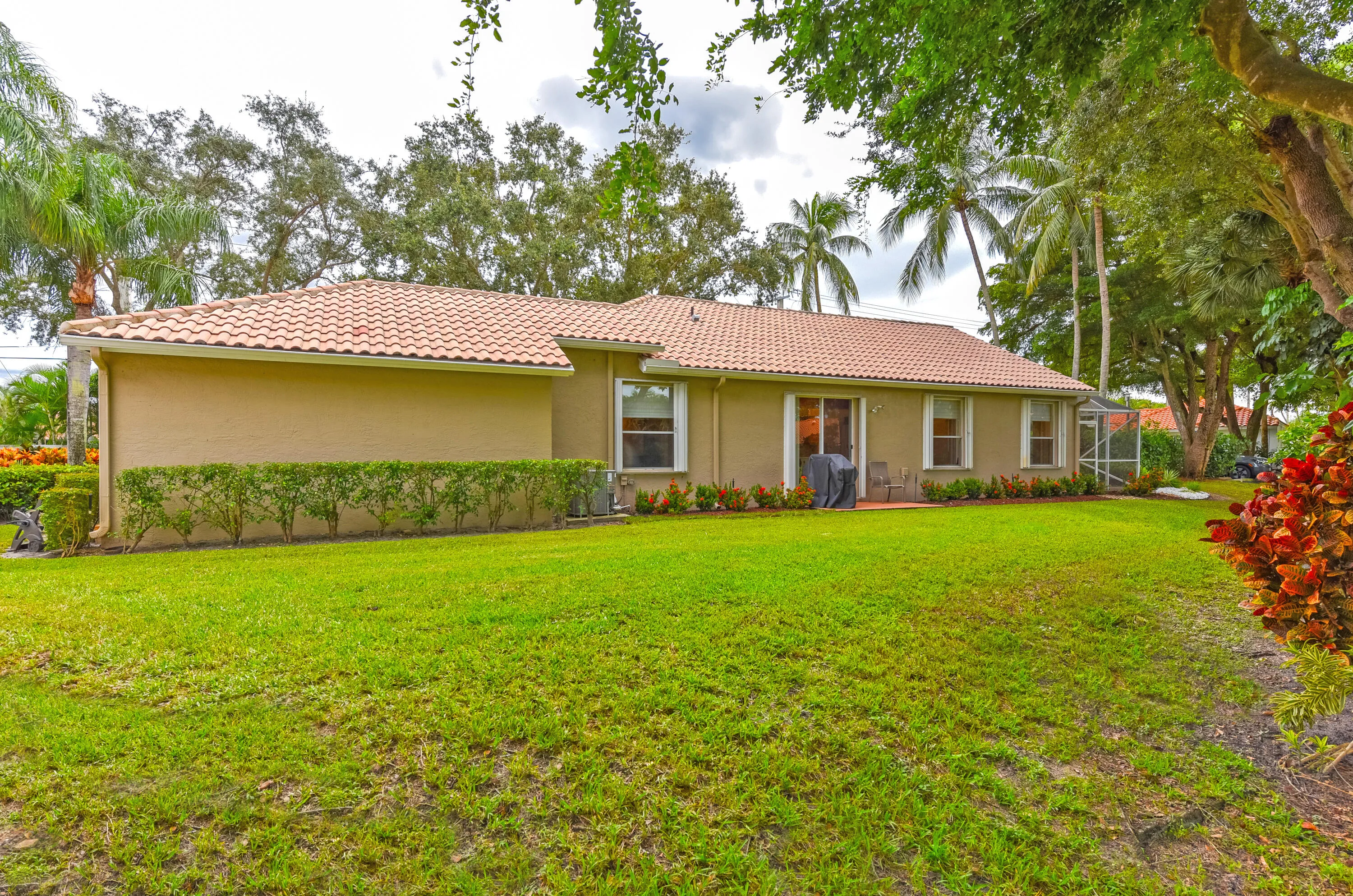 5379 Brookview Dr_Amy Doran_11
