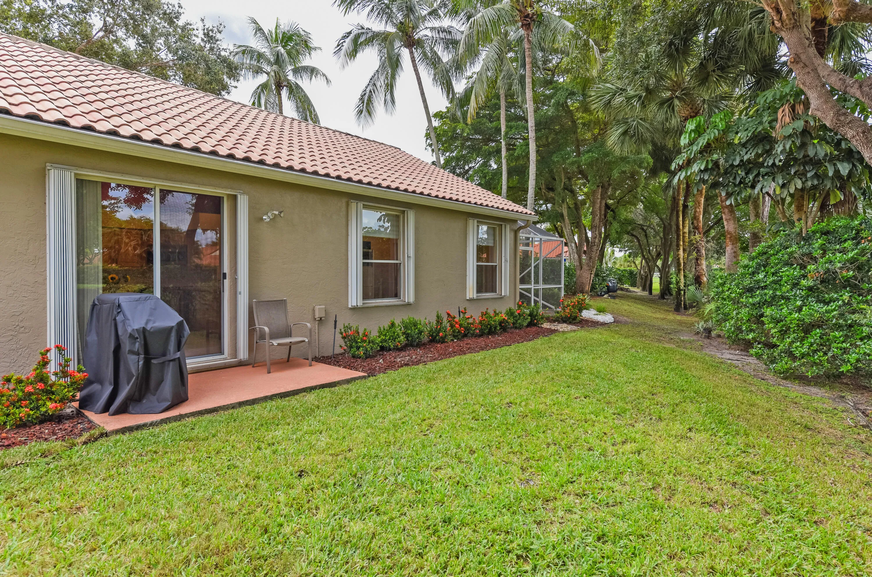 5379 Brookview Dr_Amy Doran_12