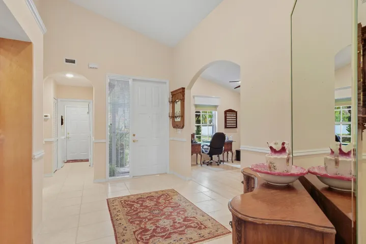 5379 Brookview Dr_Amy Doran_2