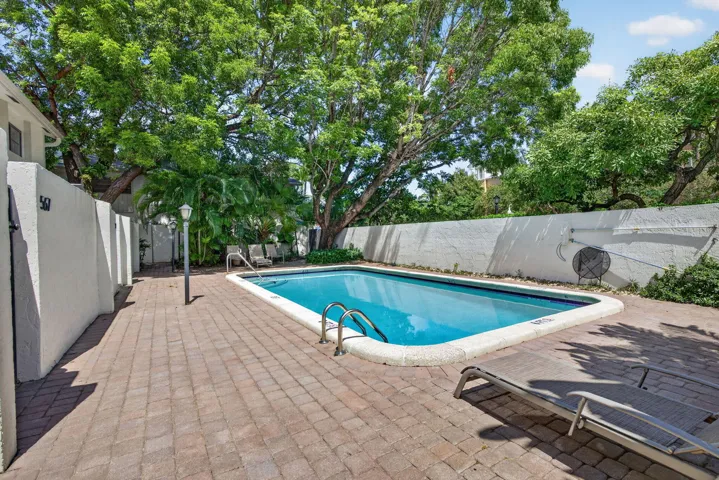 Community pool