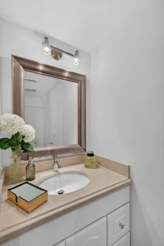 Powder room