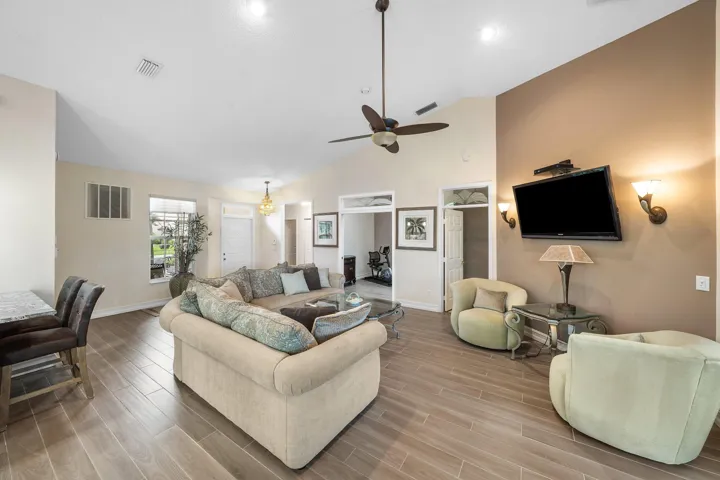 010-7208AshfordLane-BoyntonBeach-FL-3347
