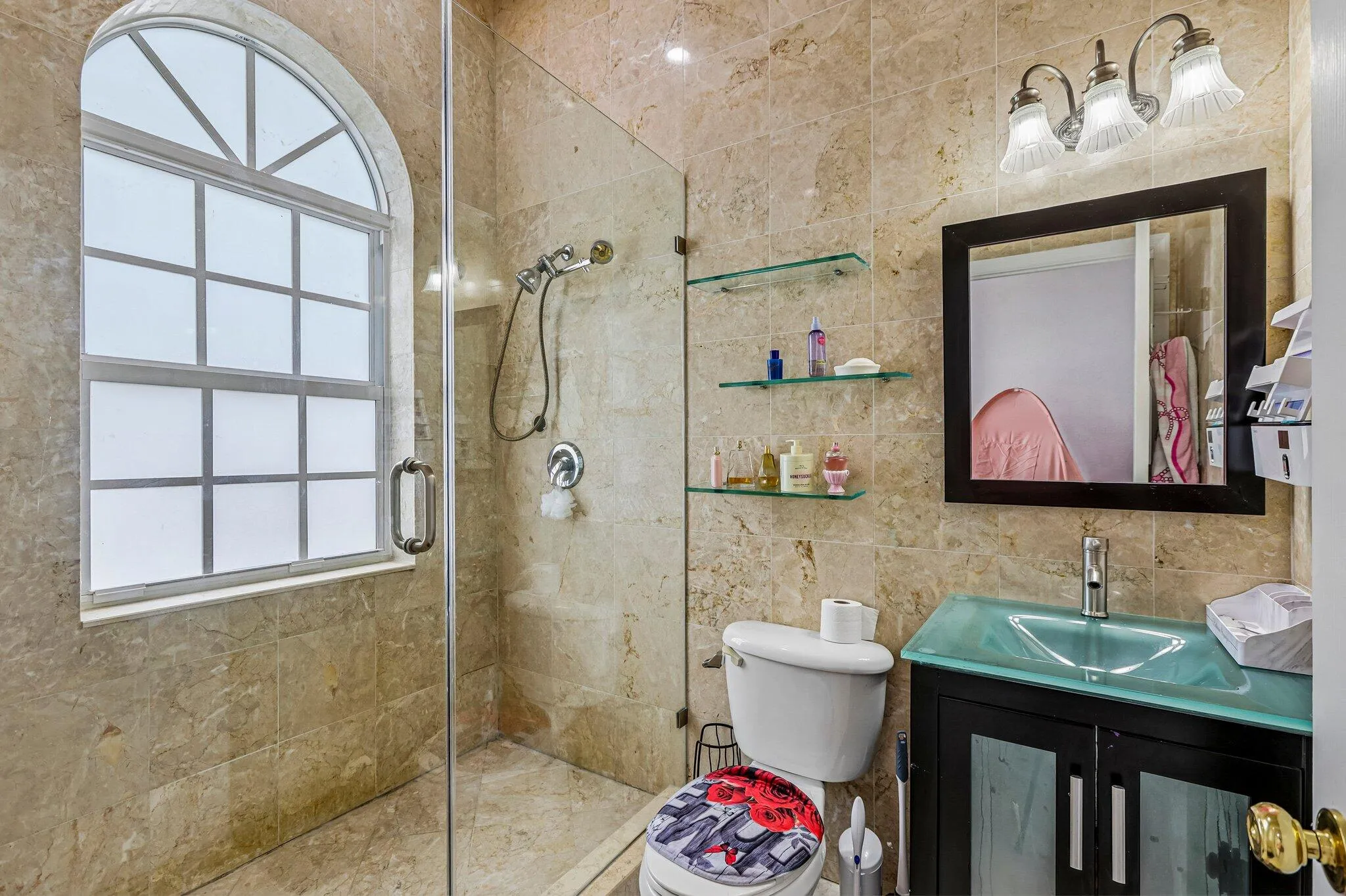 99-web-or-mls-NW 84th Ave-S2409-019