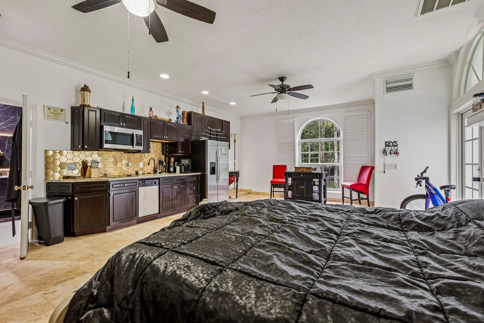 91-web-or-mls-NW 84th​​‌​​​​‌​​‌‌​‌‌​​​‌‌​‌​‌​‌​​​‌​​ Ave-S2409-011
