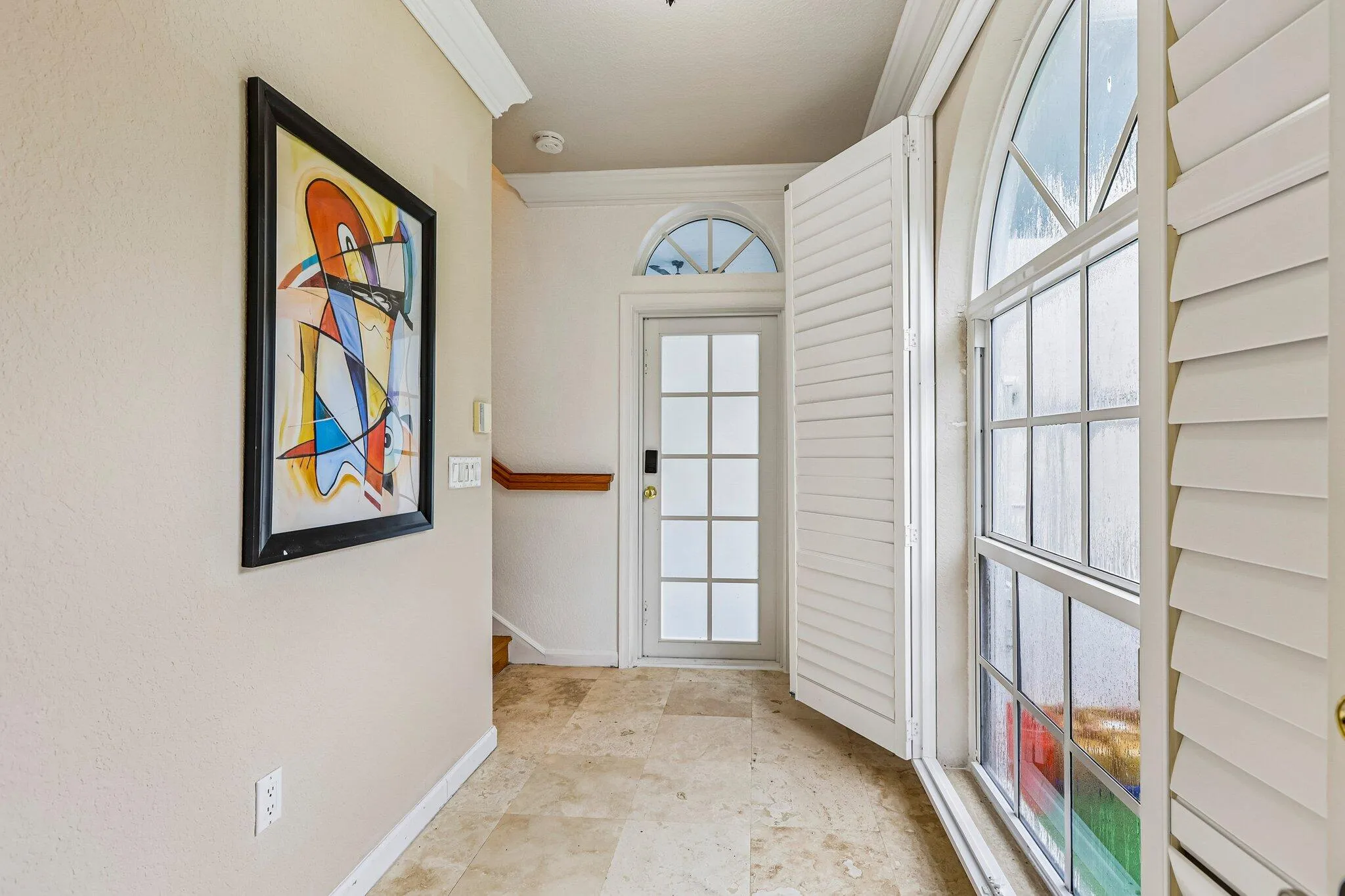 81-web-or-mls-NW 84th Ave-S2409-001