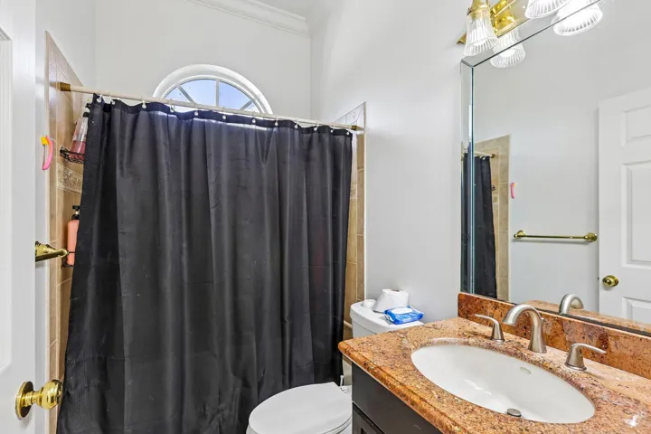 39-web-or-mls-NW 84th Ave-S1609-039
