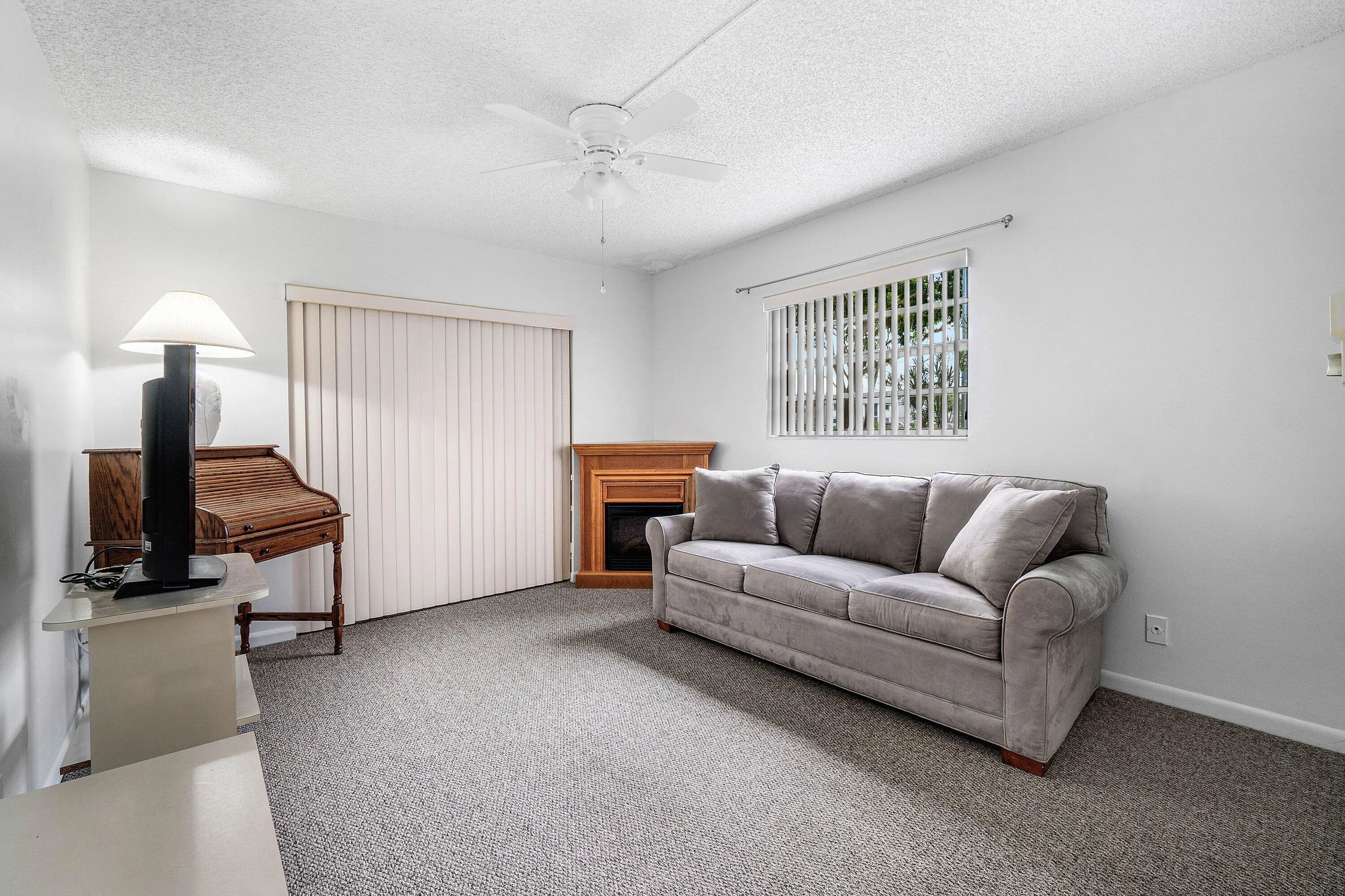 016-434NormandyJ-DelrayBeach-FL-33484-SM