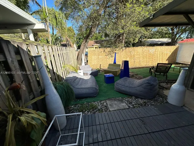 Photo 28