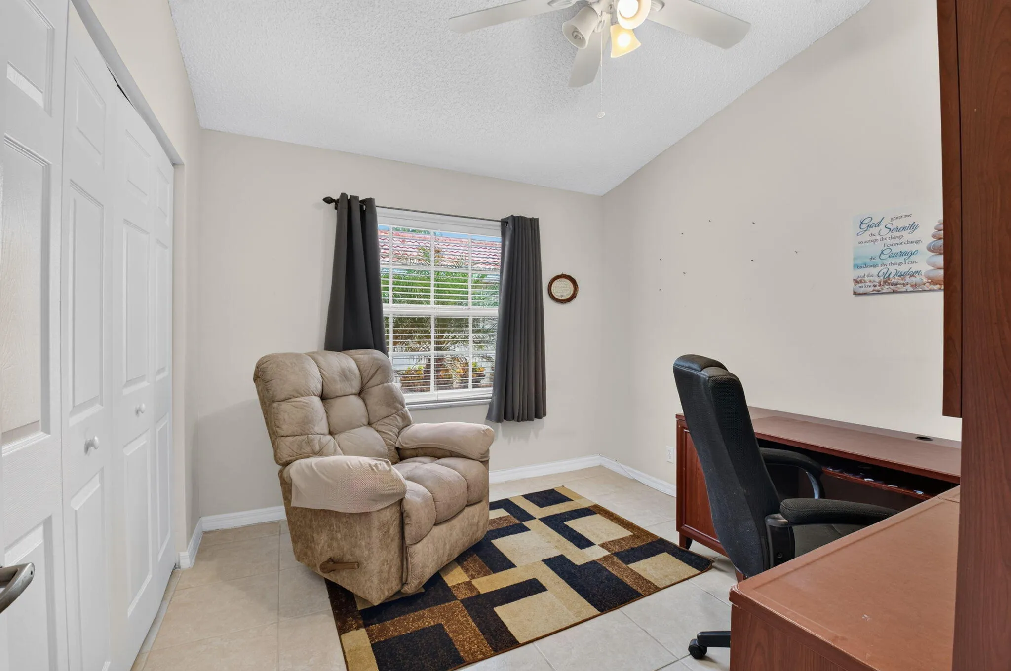 2ND BEDROOM/DEN