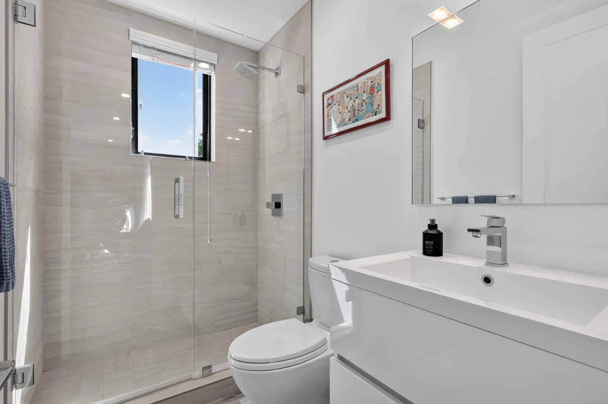 Full Bath 1st Floor
