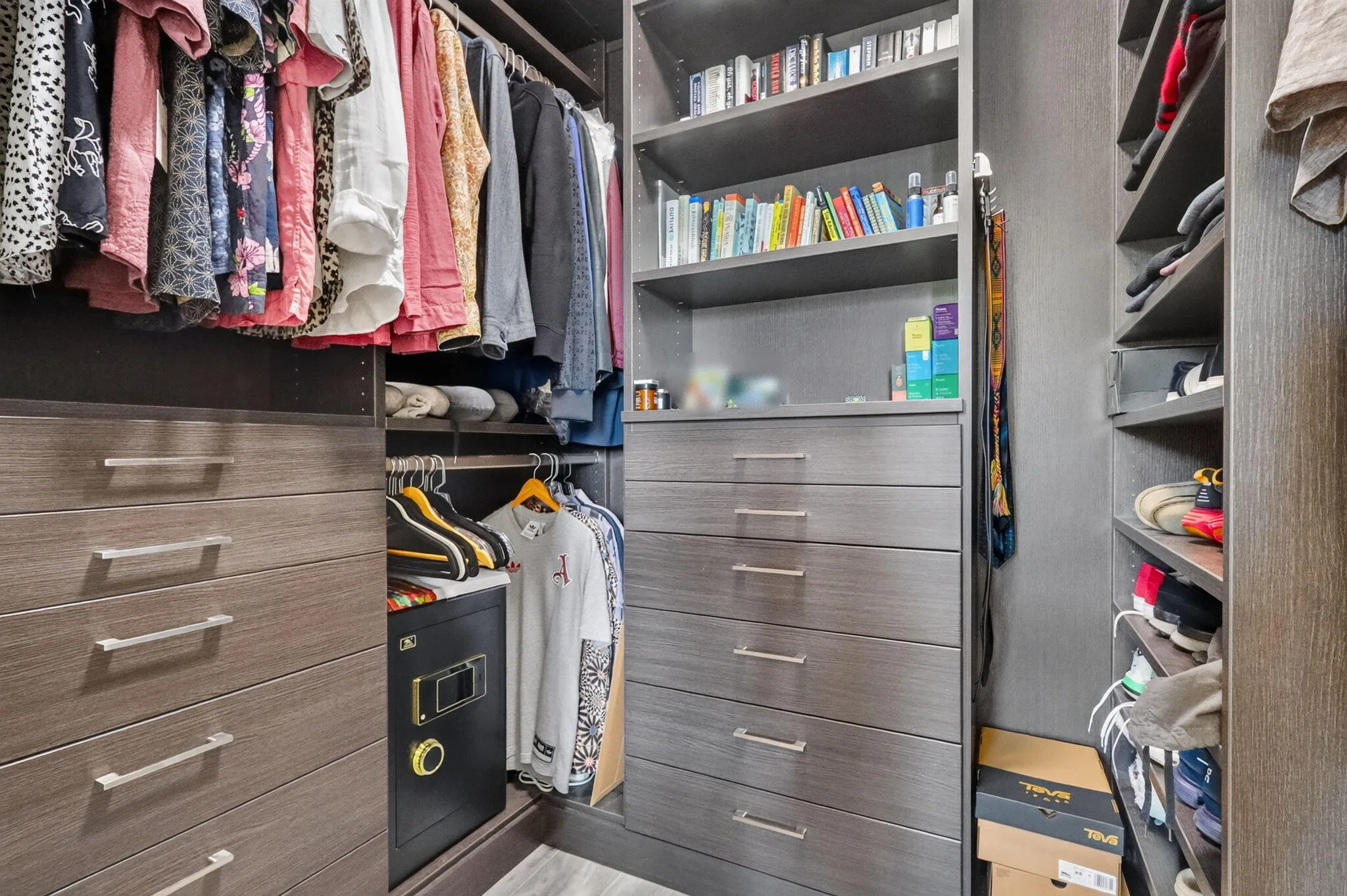 Primary Closet 2