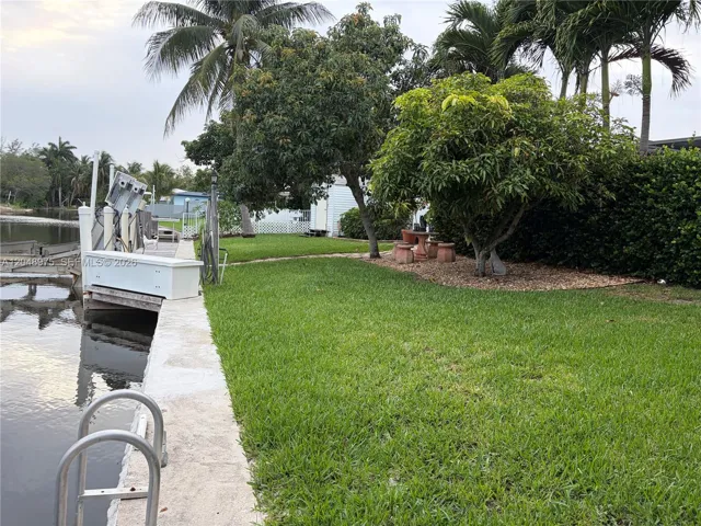 Extra Large Property is 1.5 Lots!