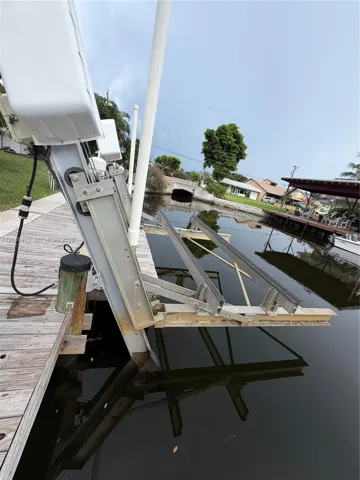 Boat Lift