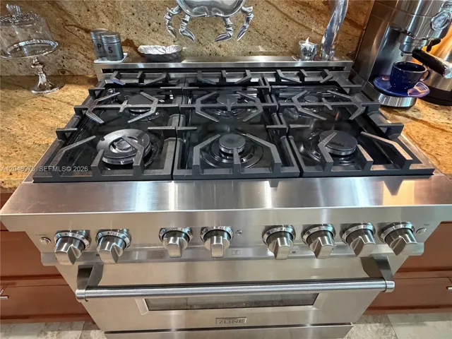Gas Stove & Oven
