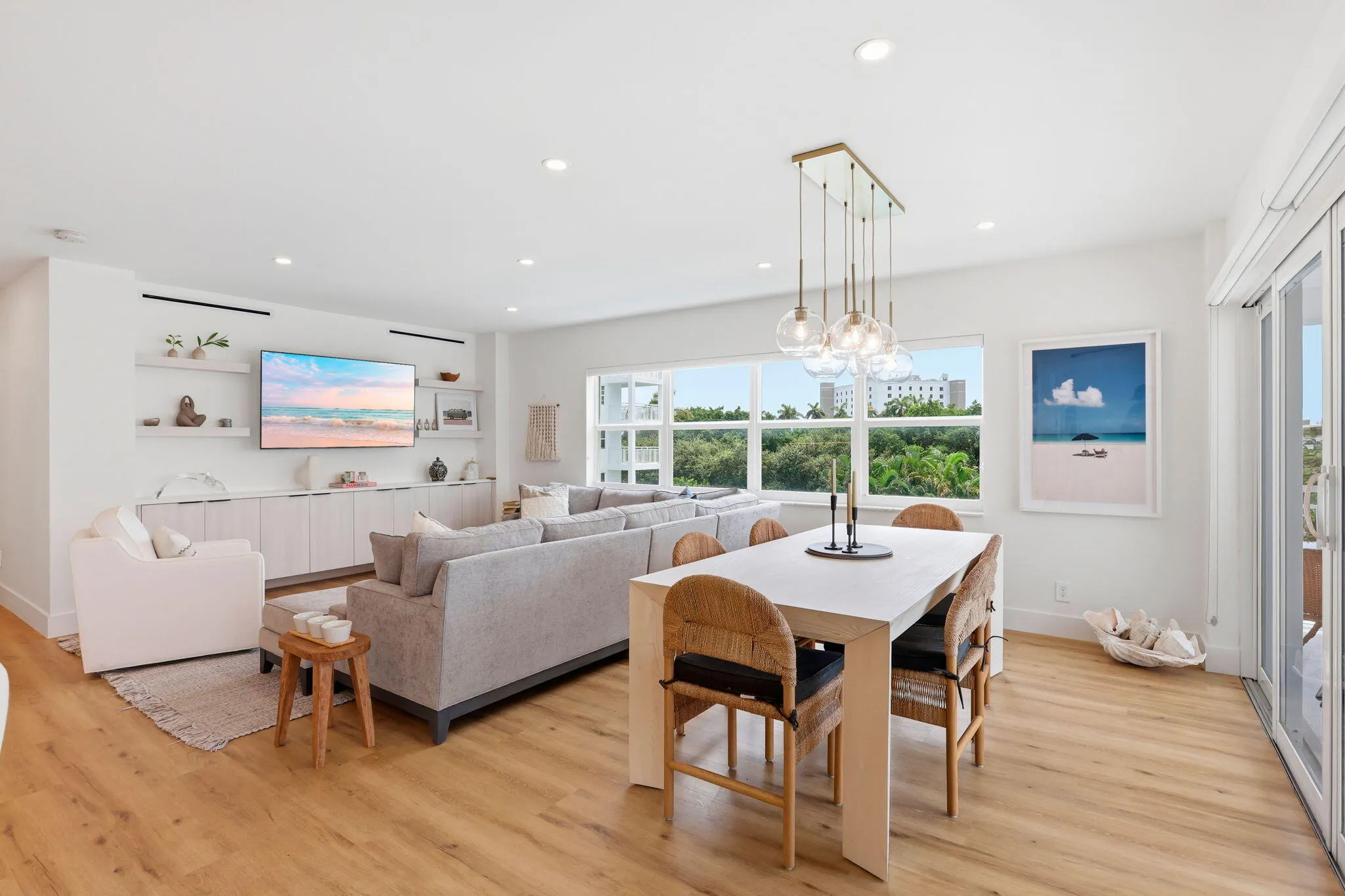 Dining / Living