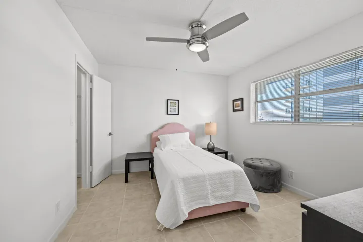 366A5106-27