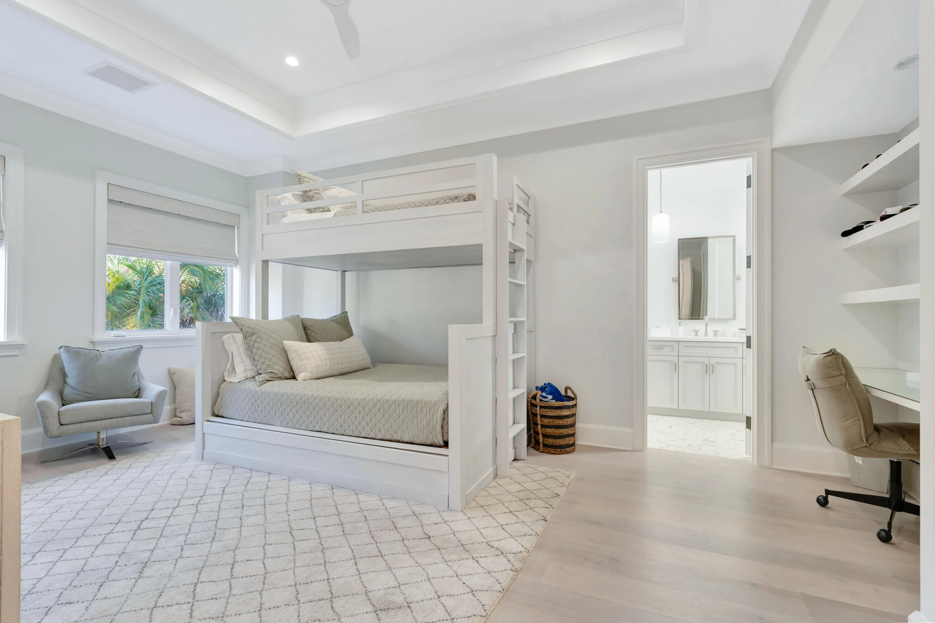 Upstairs bedroom 3