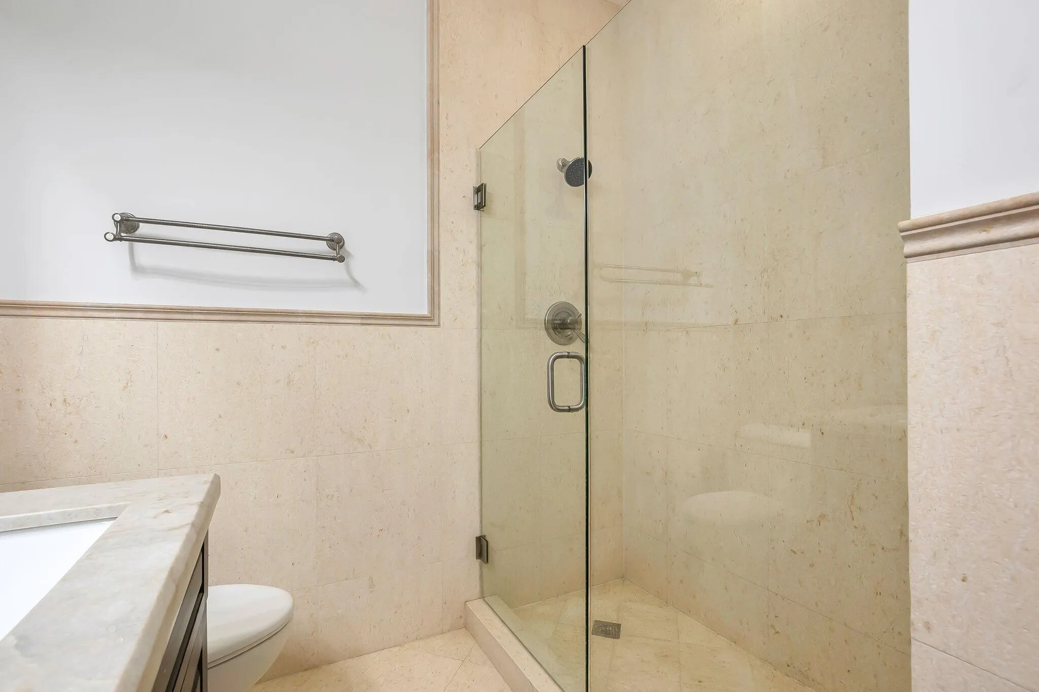 42 Guest Bathroom Shower