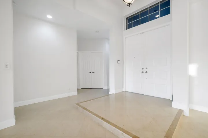 4 Interior Main Entrance