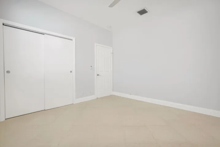 16 Cabana Bedroom Interior