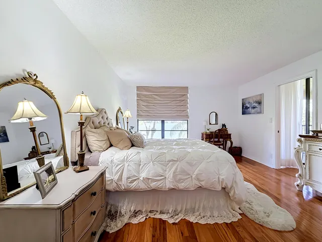 main bed