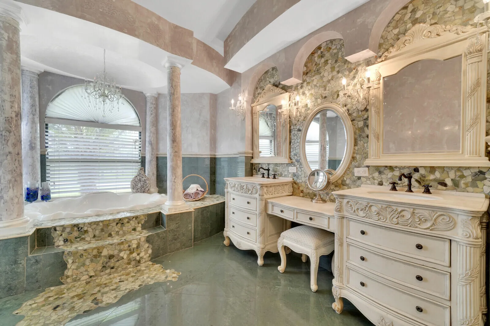 Property photo 44