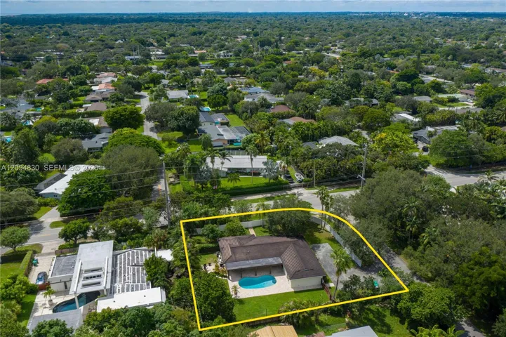 Large corner lot