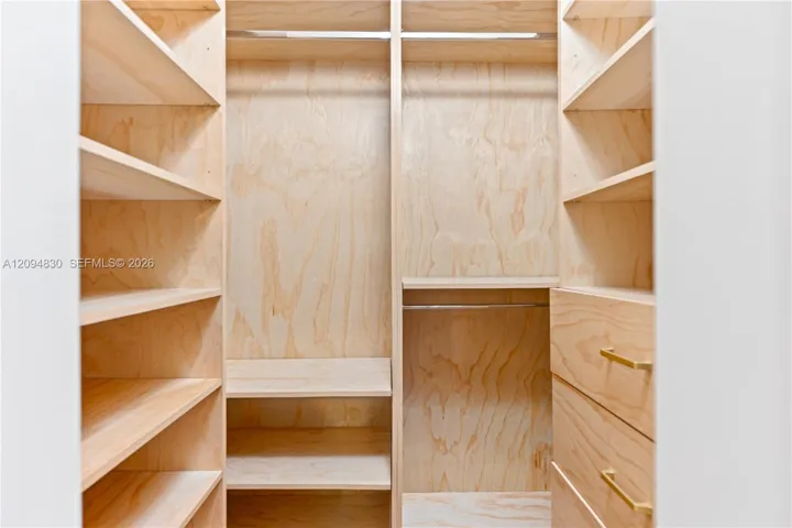Dual closet in the primary suite