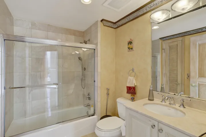 2nd Bathroom