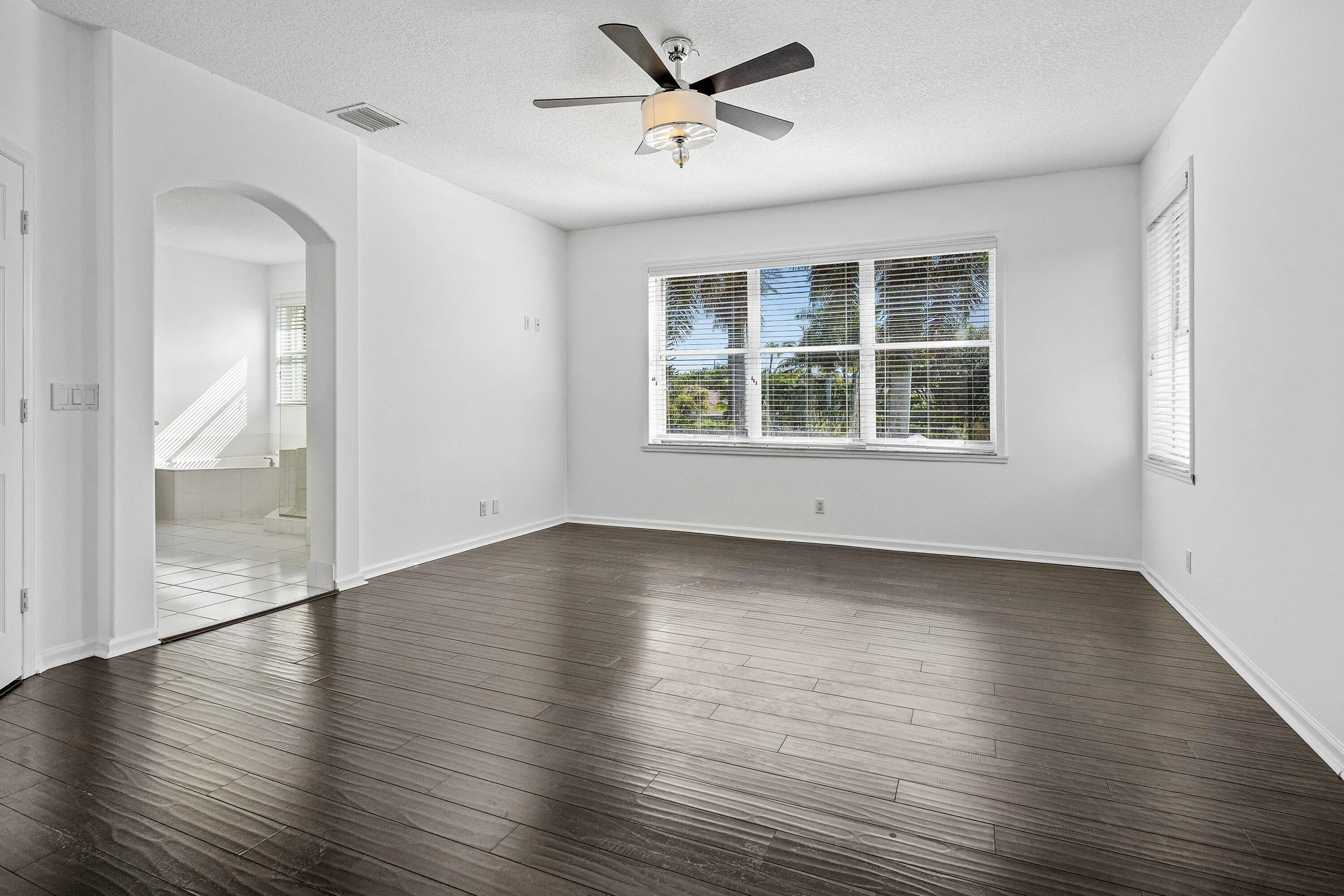 025-6133CDurhamDrive-LakeWorth-FL-33467-