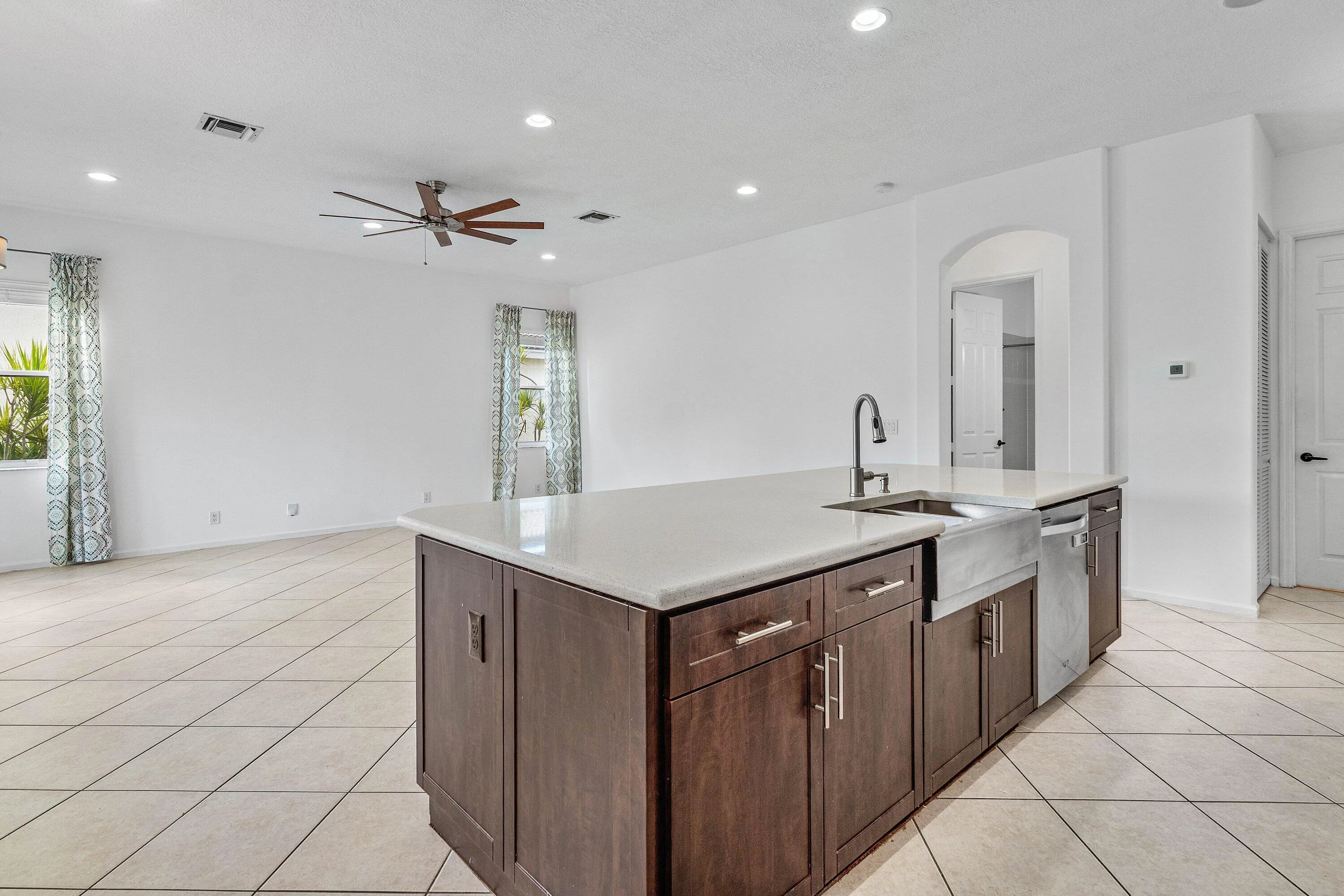 012-6133CDurhamDrive-LakeWorth-FL-33467-