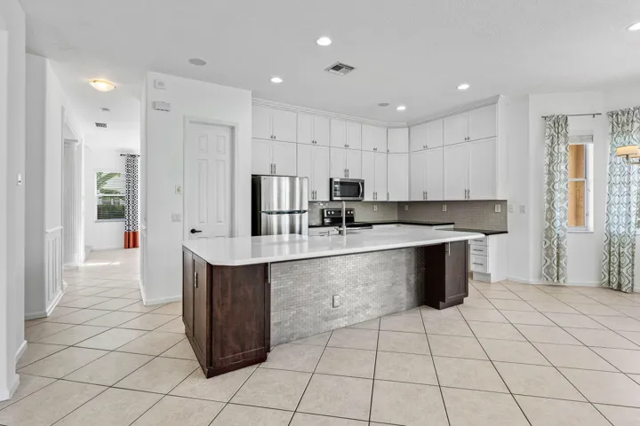 013-6133CDurhamDrive-LakeWorth-FL-33467-
