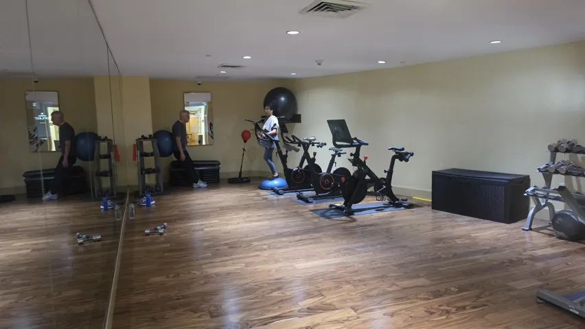 Stretching Room