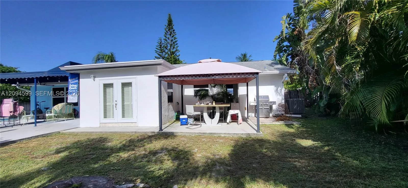 2nd covered patio