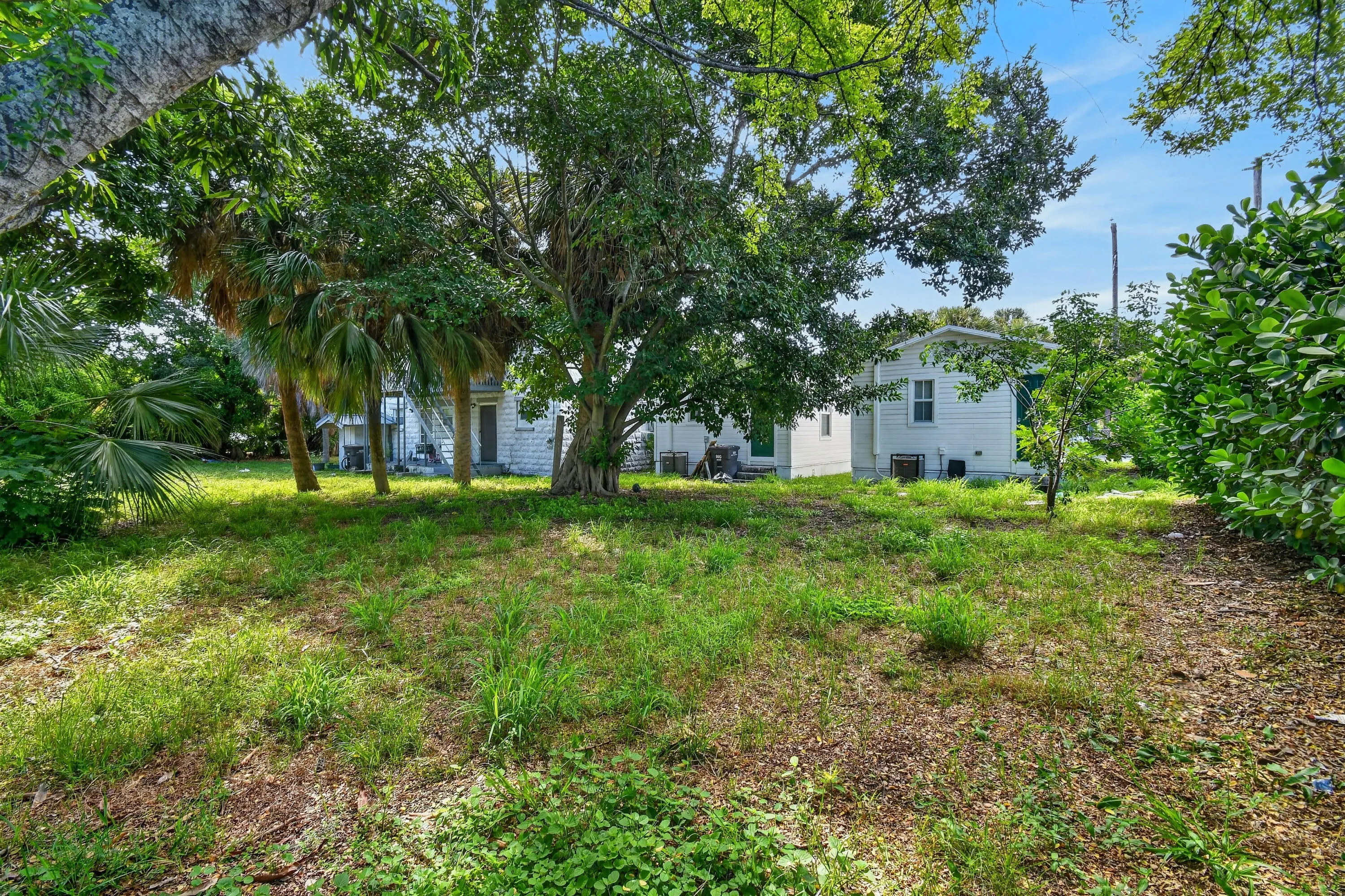6416thSt(28)