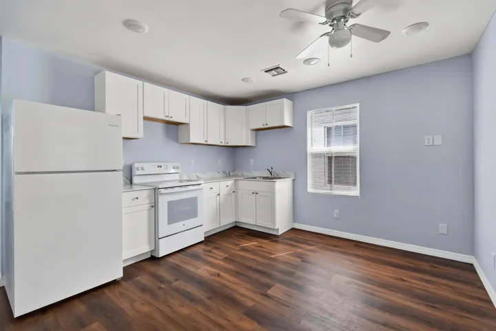 6416thSt(7)