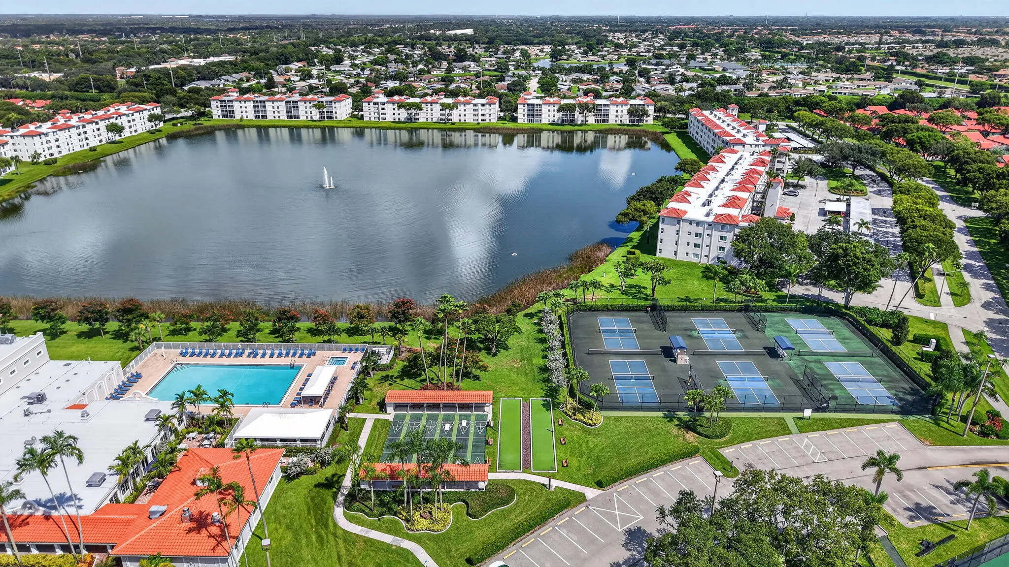 Huntington Pointe