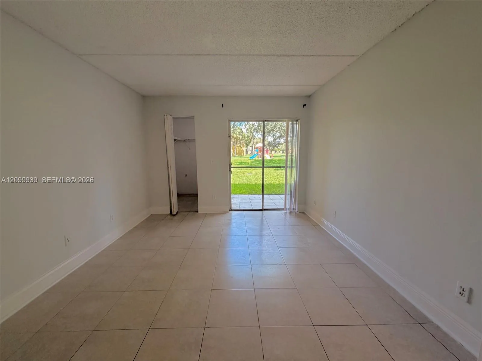 1st bedroom
