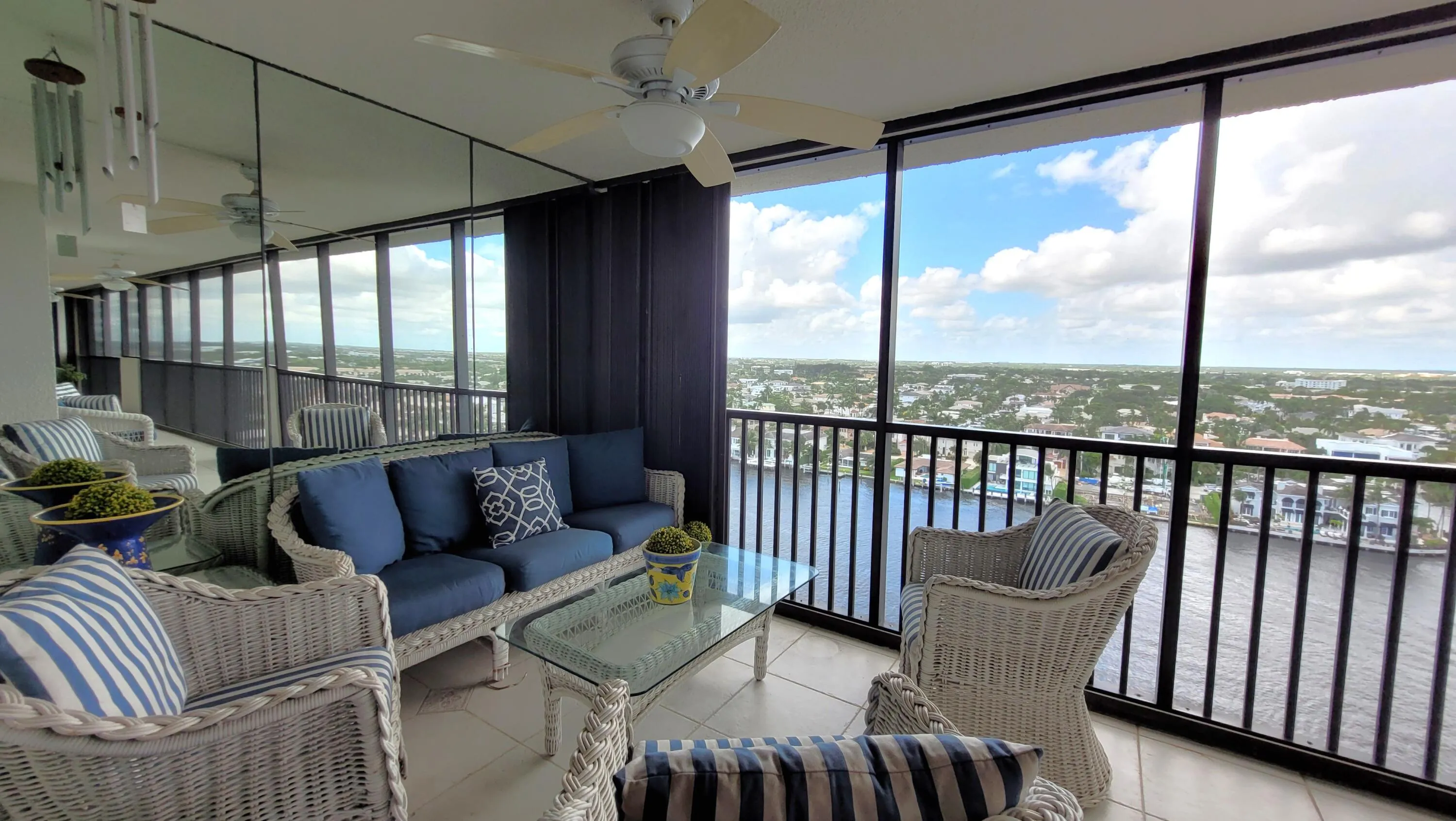 Huge balcony!