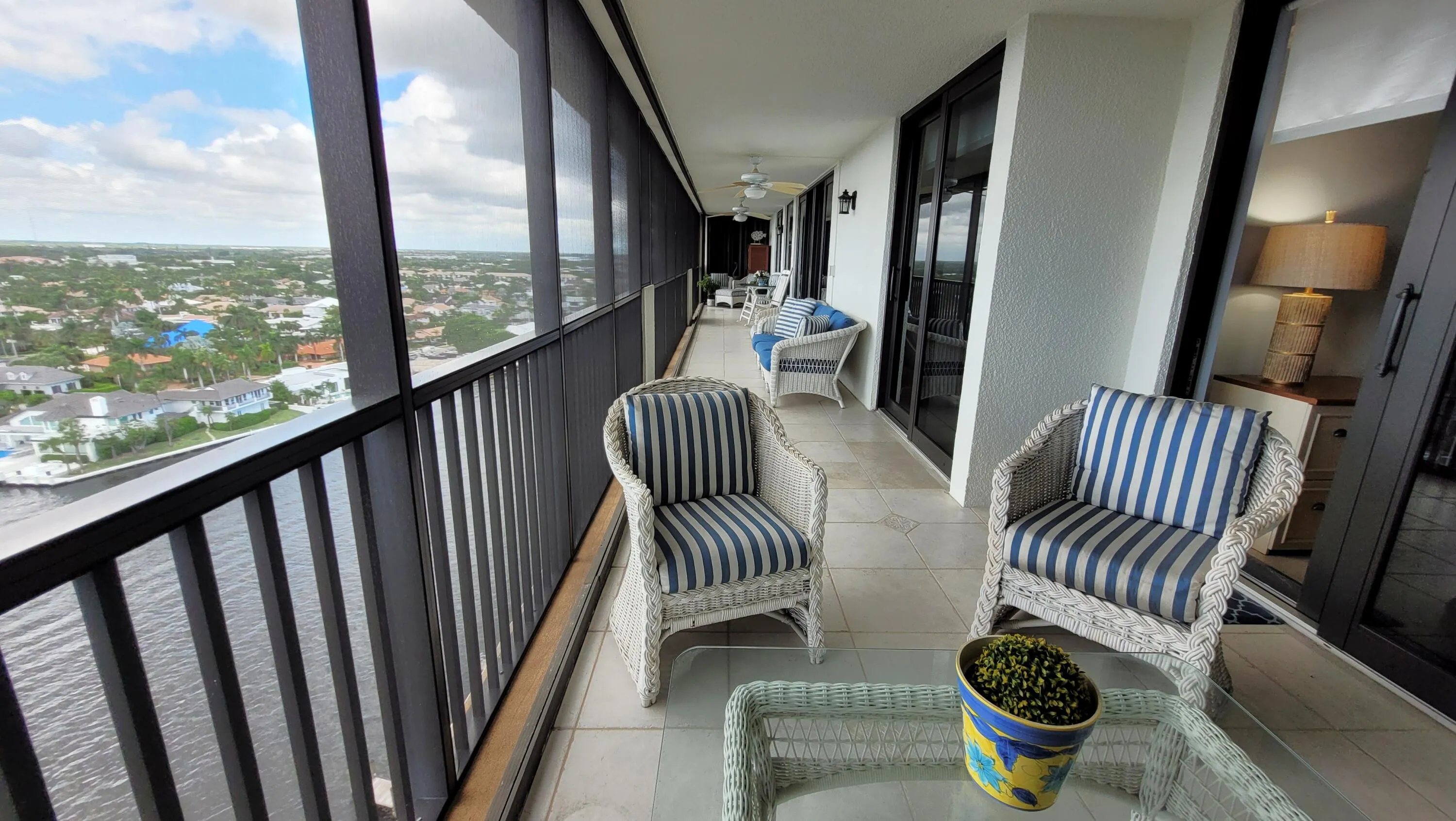 Huge balcony overlooking the Intracoastal!