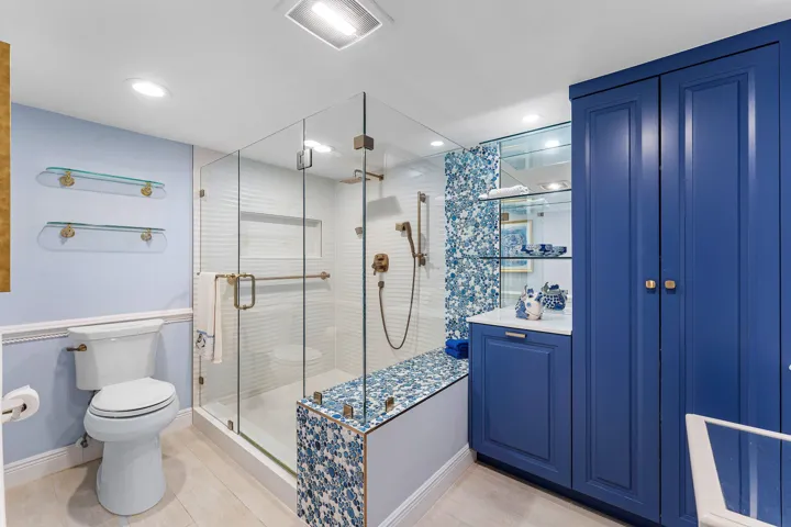 Principal Bathroom