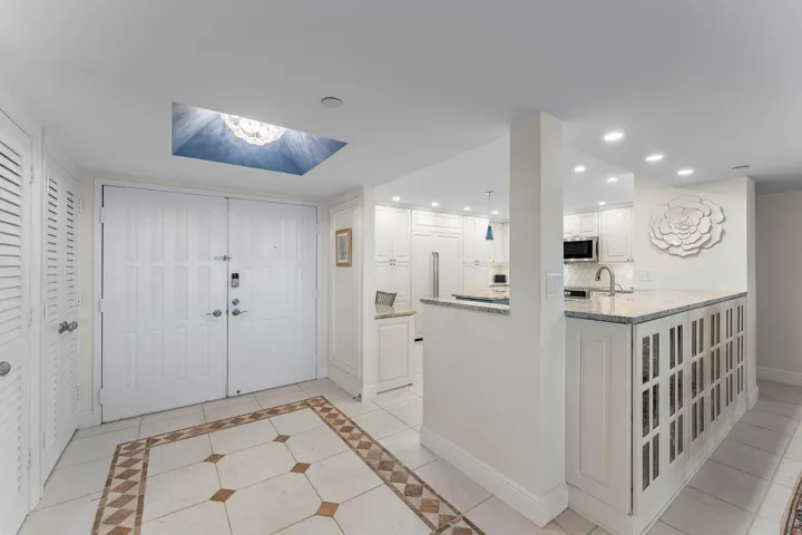 Entry and bar area