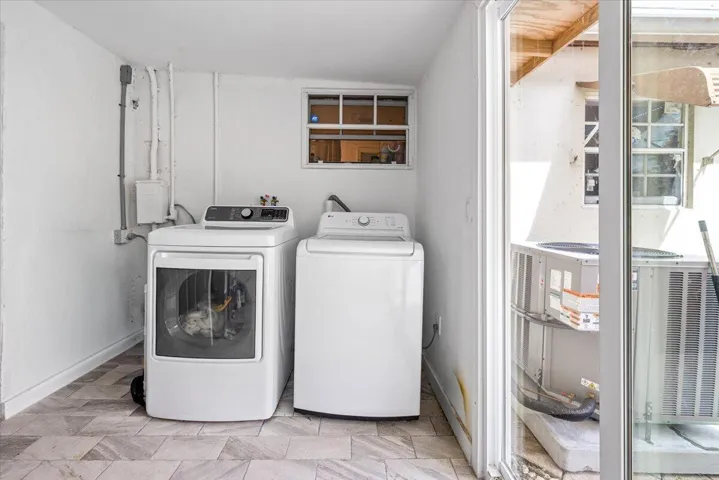 19-1412 Sw 3rd A-3021