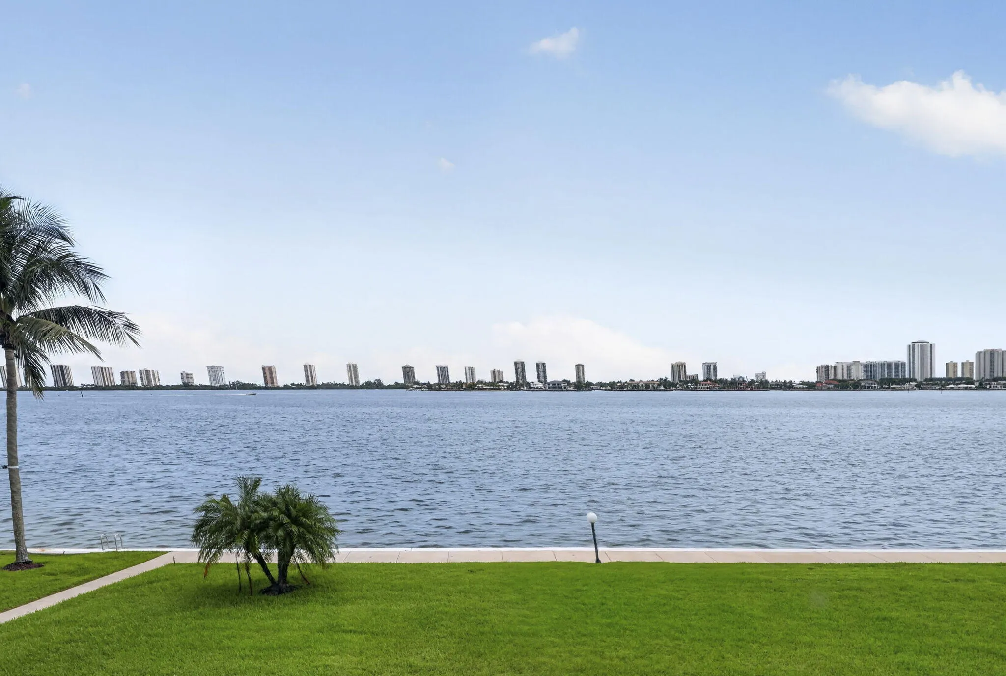 50-web-or-mls-BS1A0665