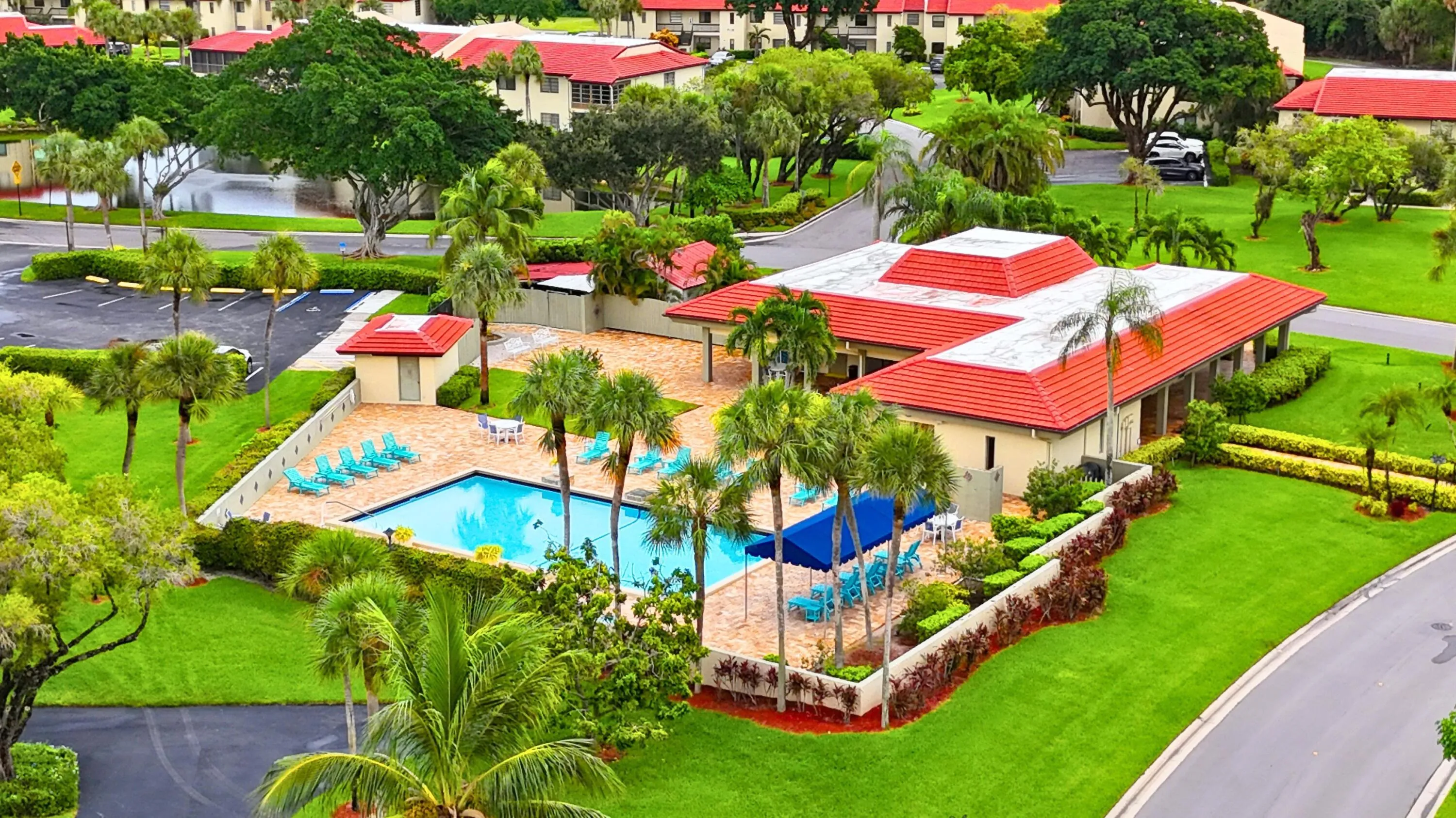 8410 Casa Del Lago E 8