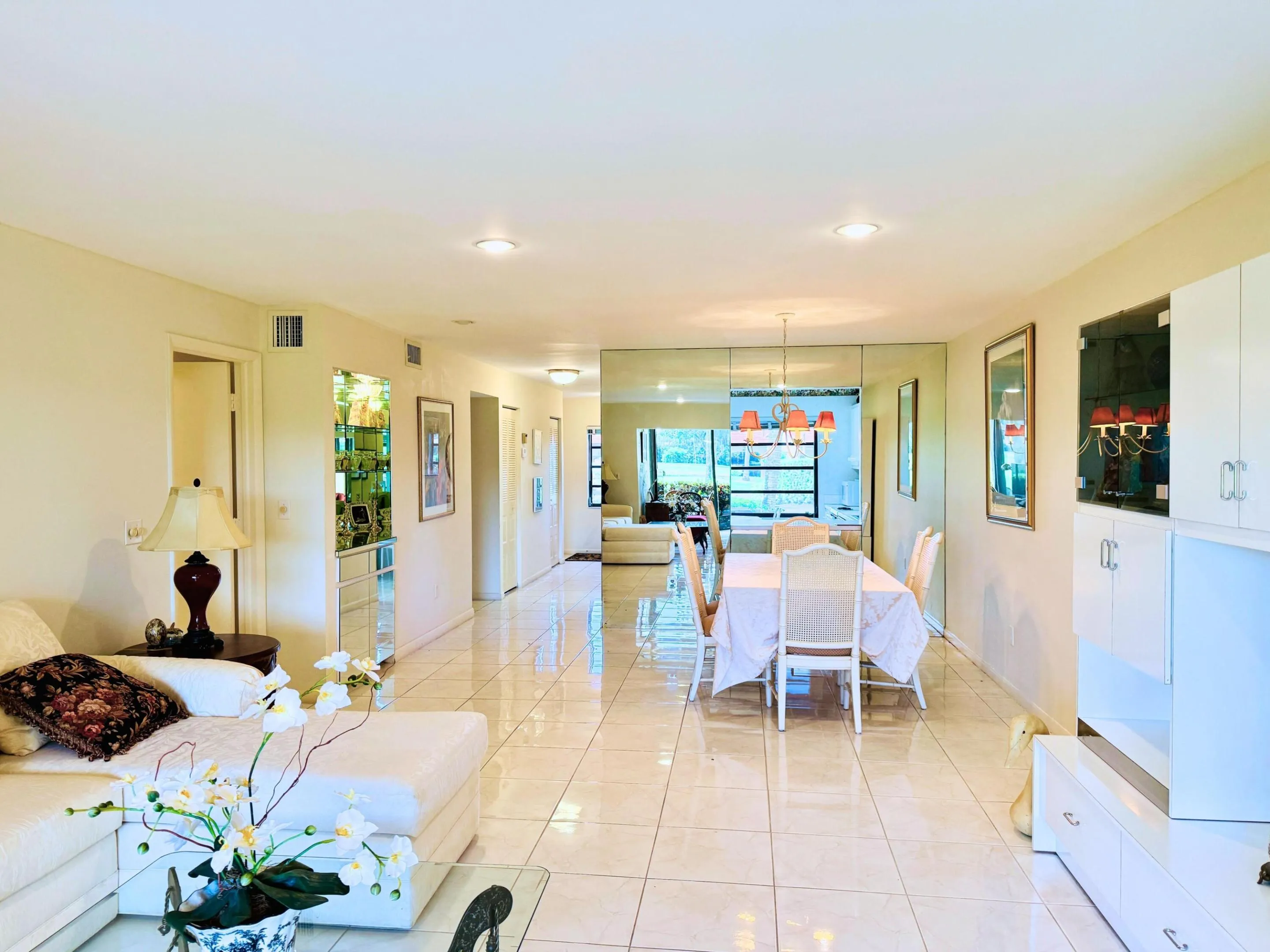 8410 Casa Del Lago E 31