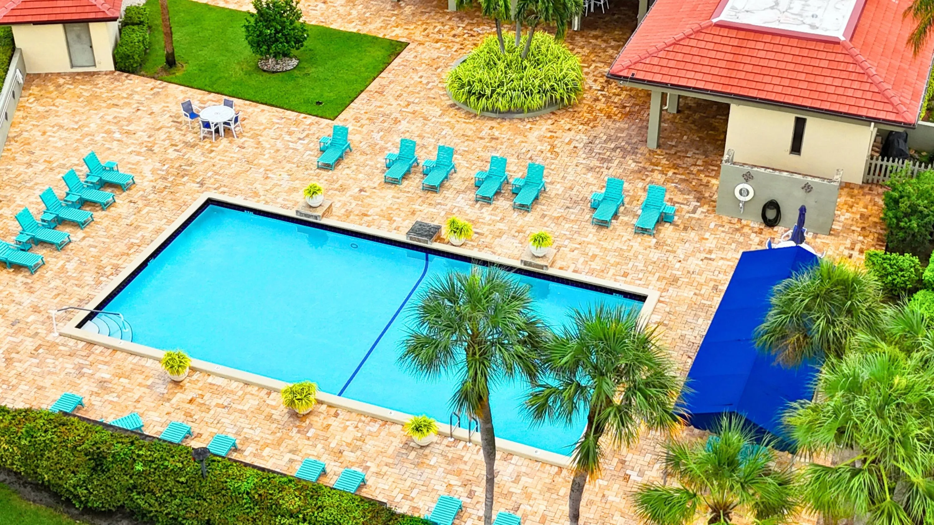 8410 Casa Del Lago E 10