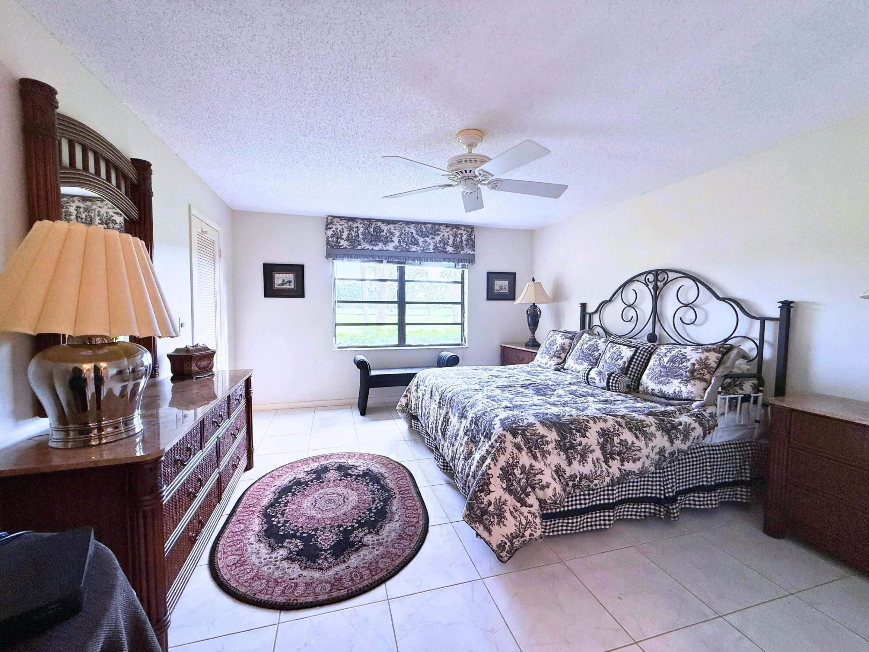 8410 Casa Del Lago E 18